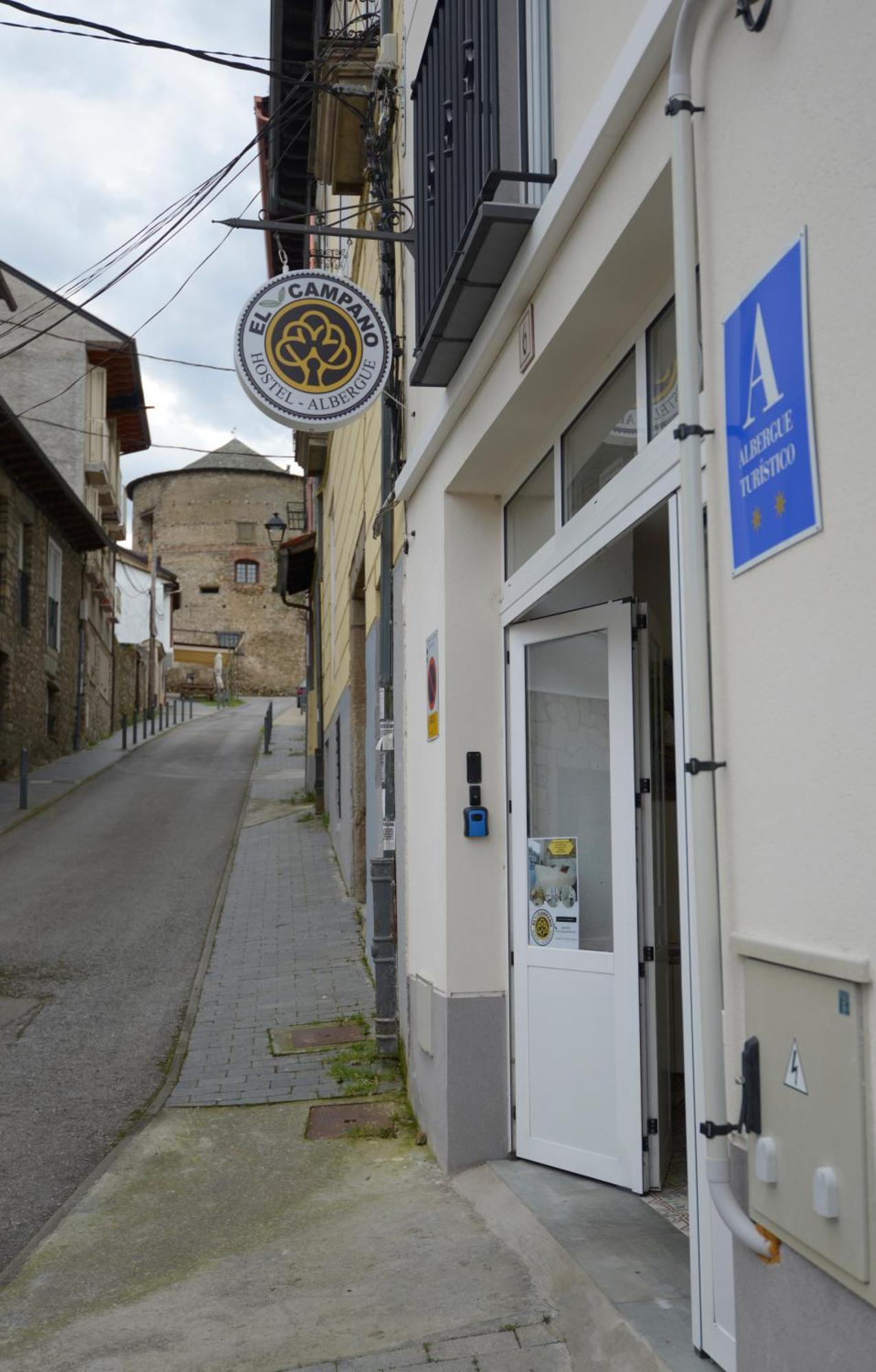 Hostel El Campano Villafranca Del Bierzo Esterno foto