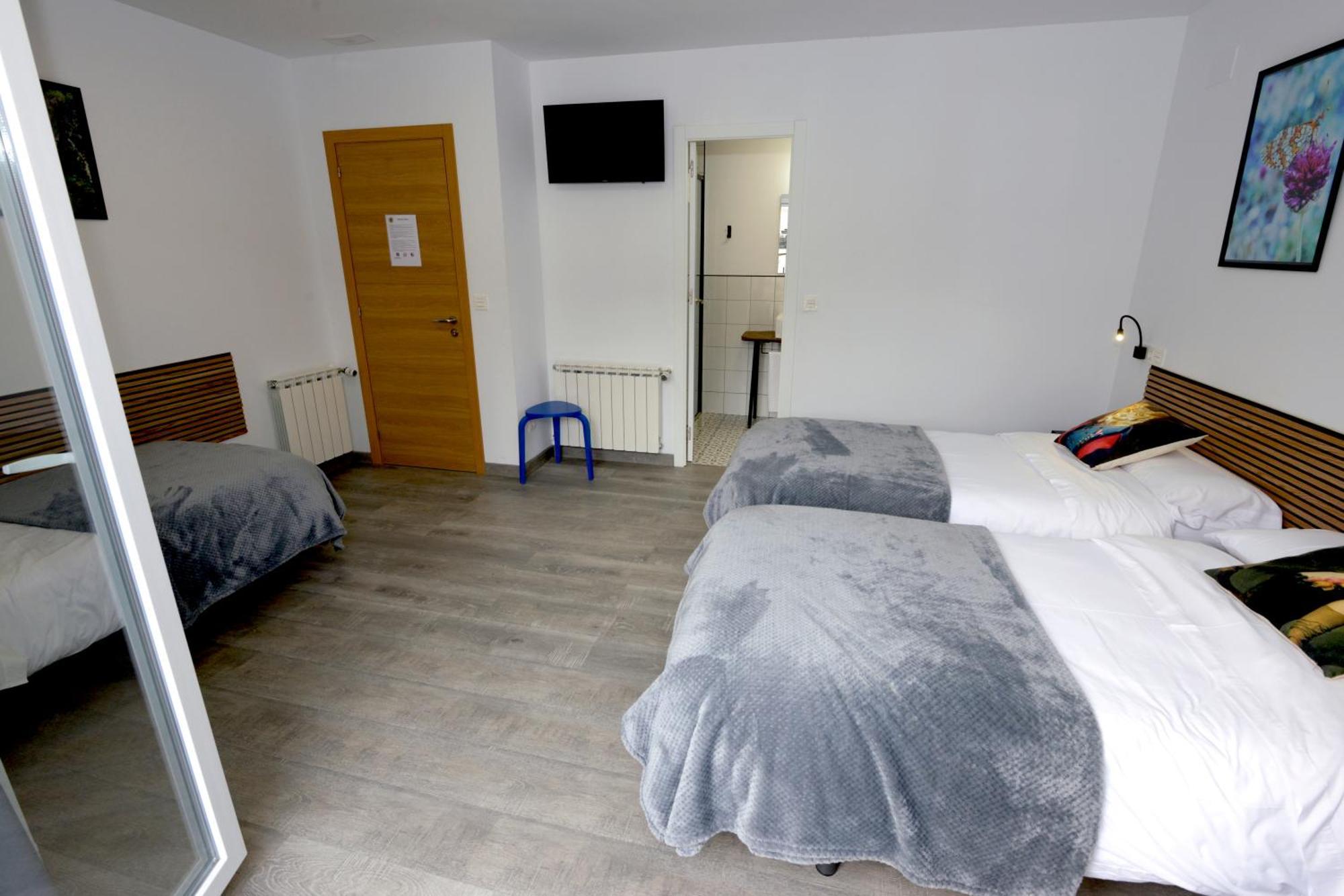 Hostel El Campano Villafranca Del Bierzo Esterno foto
