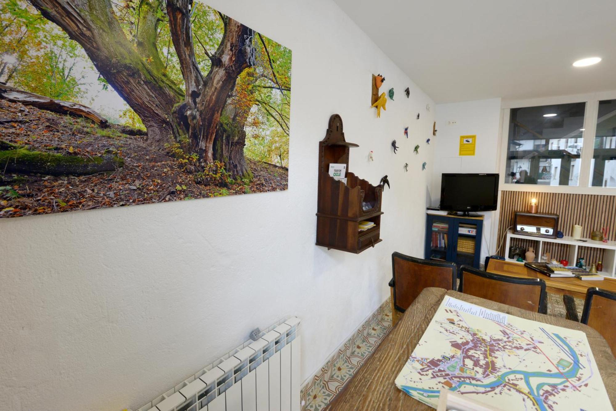 Hostel El Campano Villafranca Del Bierzo Esterno foto